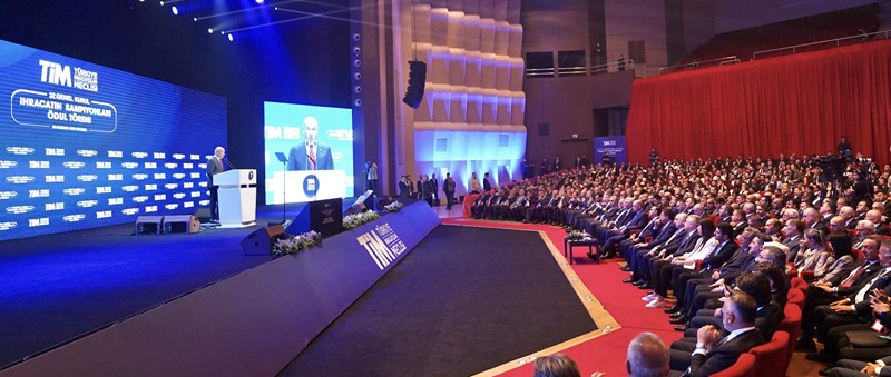 İhracatın Şampiyonları Ödüllerini Cumhurbaşkanı Erdoğan'dan Aldı